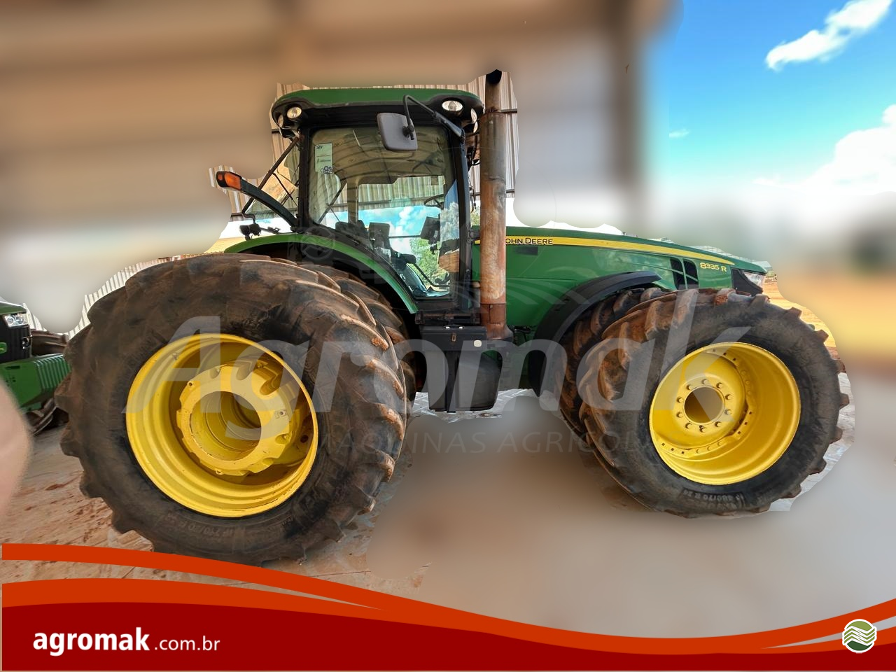 TRATOR JOHN DEERE JOHN DEERE 8335R Tração 4x4 Agromak Máquinas Agrícolas CAMPO VERDE MATO GROSSO MT